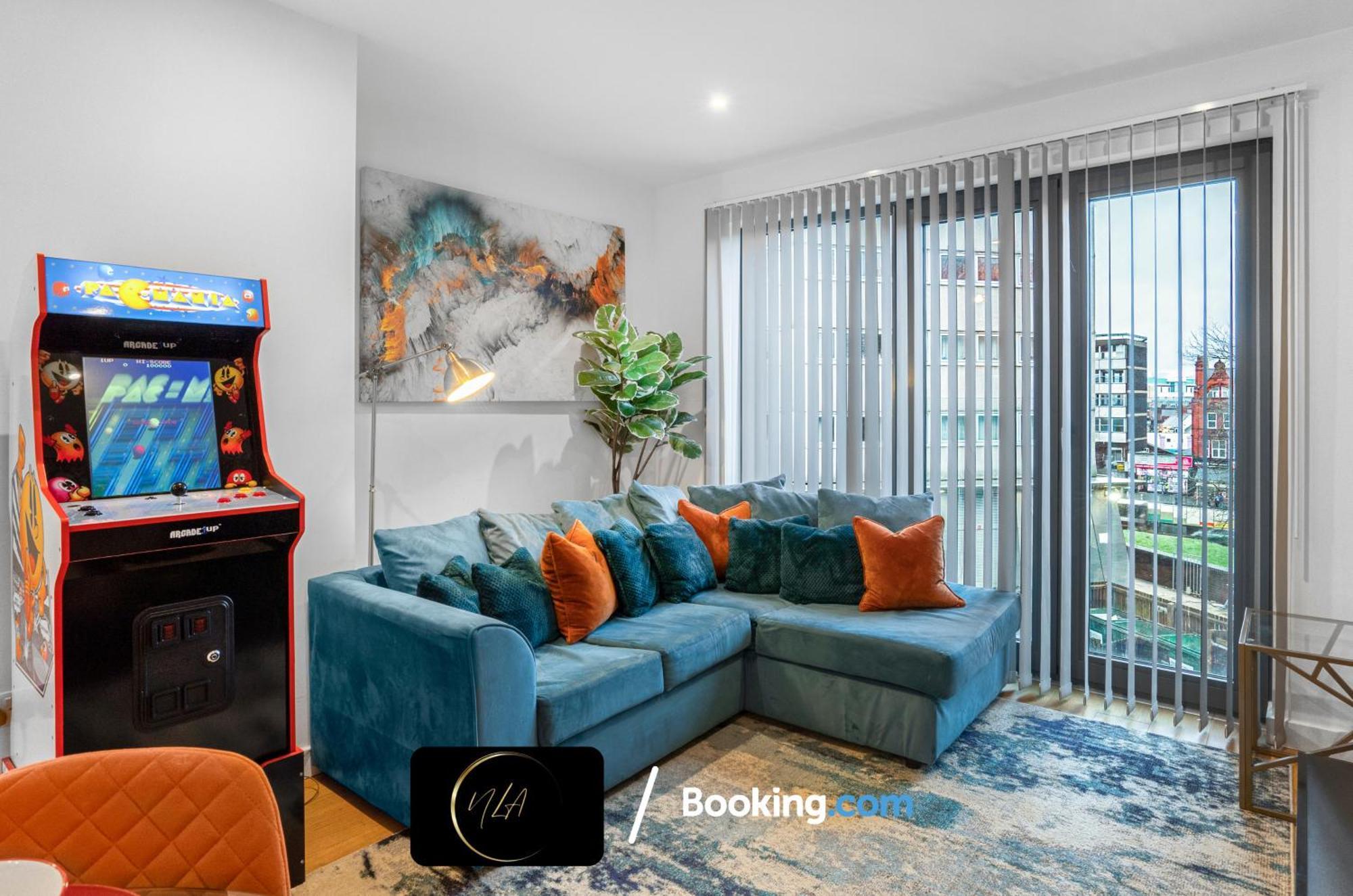 City Centre Apartment With Free Parking, 2 Bathrooms, Netflix And Wifi - Suitable For Contractors And Families - By Noor Luxury Accommodations Бирмингем Экстерьер фото