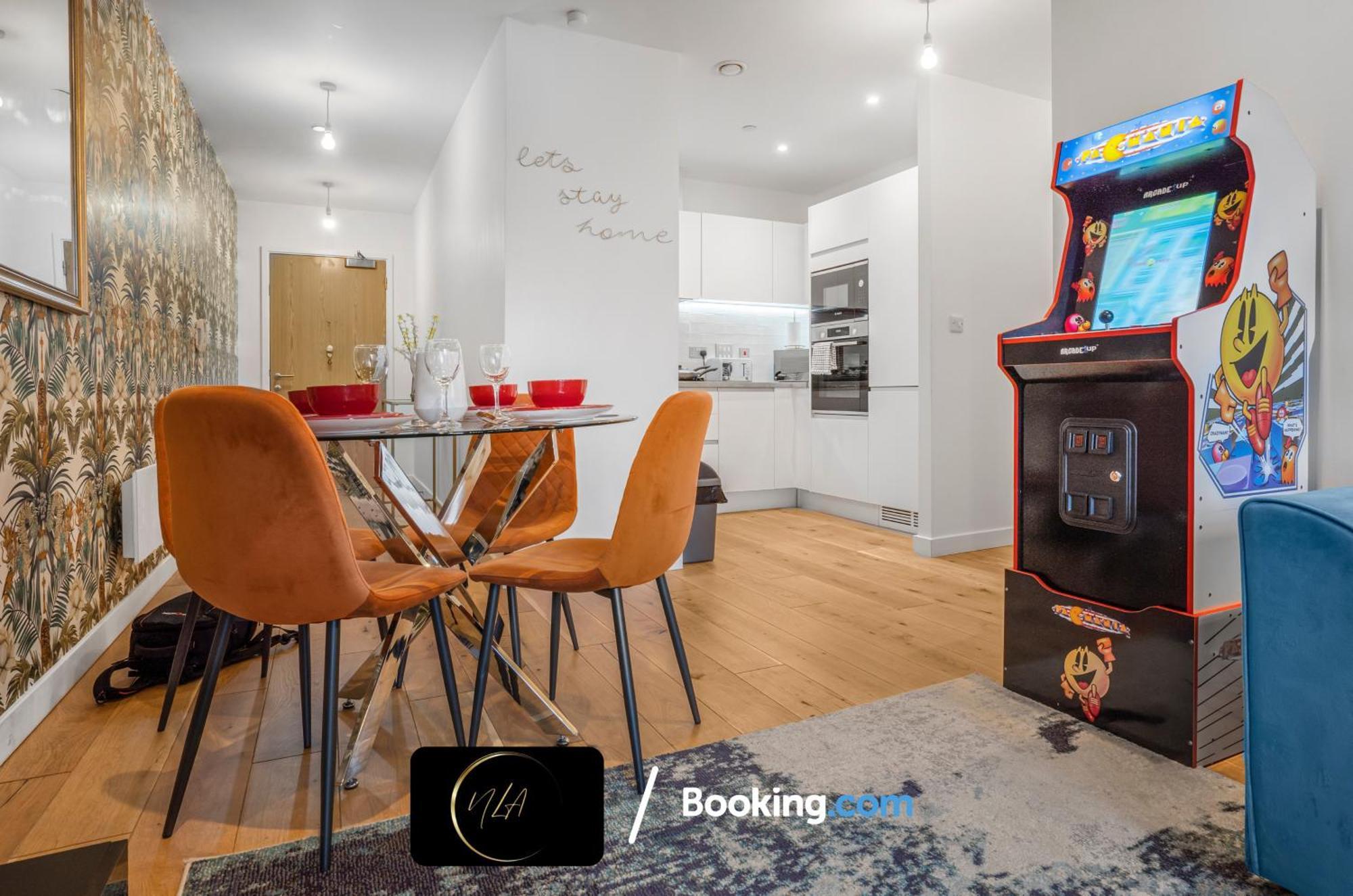 City Centre Apartment With Free Parking, 2 Bathrooms, Netflix And Wifi - Suitable For Contractors And Families - By Noor Luxury Accommodations Бирмингем Экстерьер фото