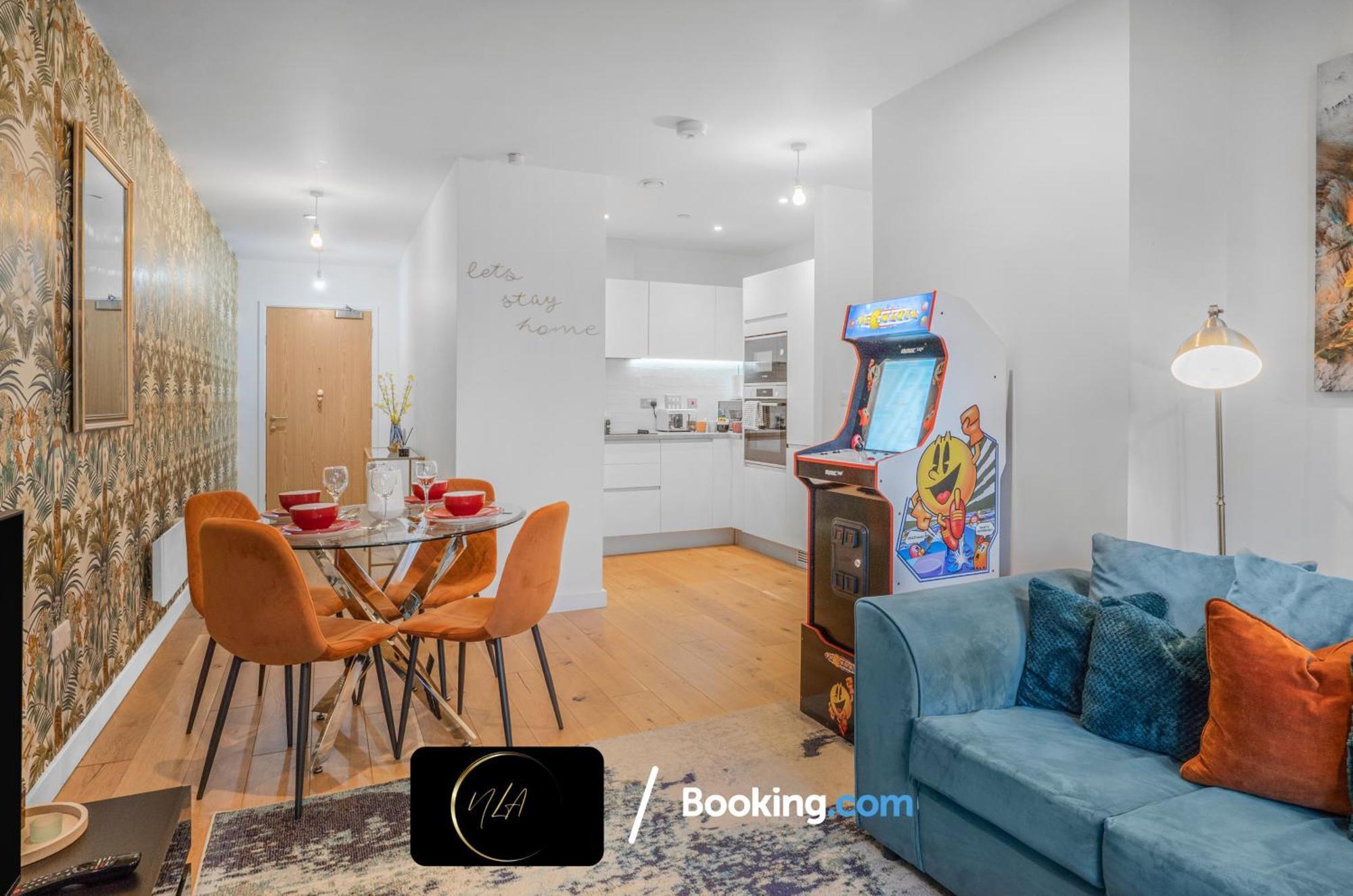 City Centre Apartment With Free Parking, 2 Bathrooms, Netflix And Wifi - Suitable For Contractors And Families - By Noor Luxury Accommodations Бирмингем Экстерьер фото