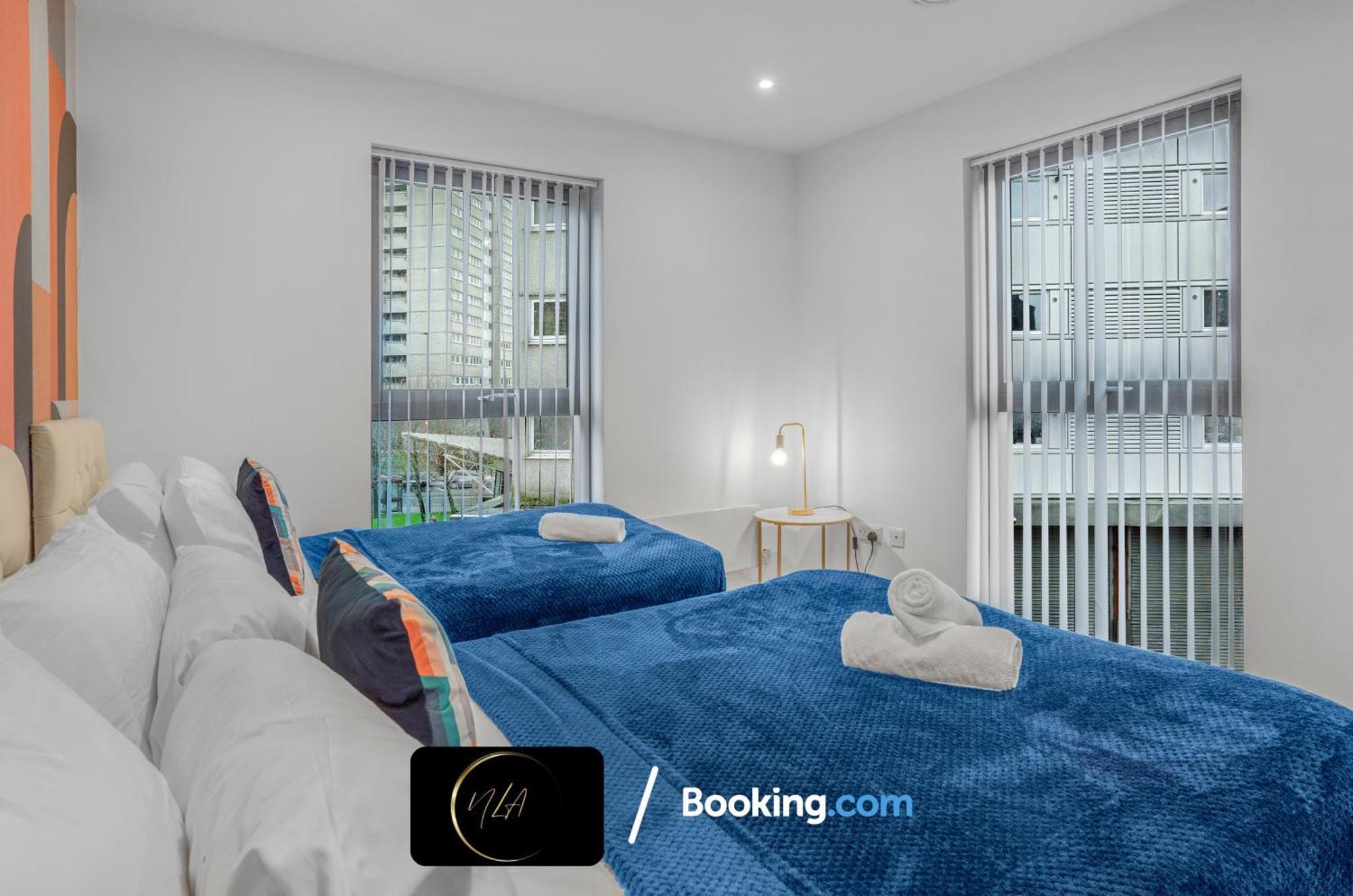 City Centre Apartment With Free Parking, 2 Bathrooms, Netflix And Wifi - Suitable For Contractors And Families - By Noor Luxury Accommodations Бирмингем Экстерьер фото