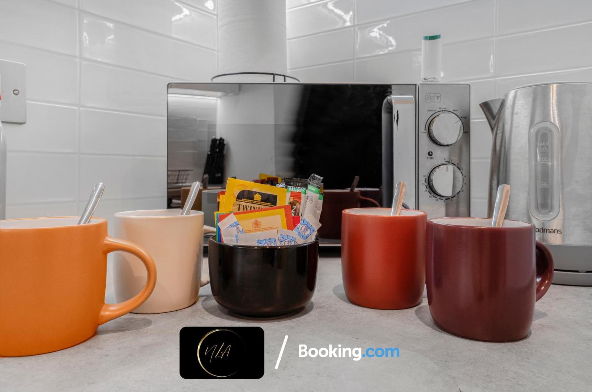 City Centre Apartment With Free Parking, 2 Bathrooms, Netflix And Wifi - Suitable For Contractors And Families - By Noor Luxury Accommodations Бирмингем Экстерьер фото